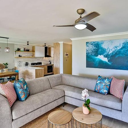발리토 Large Sea View, Walk To Eateries, Loadshed Free 아파트 외부 사진