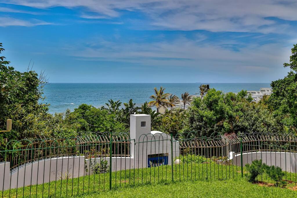 발리토 Large Sea View, Walk To Eateries, Loadshed Free 아파트 외부 사진